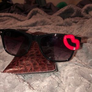 Flirty Cute Sunglasses with Red Lips